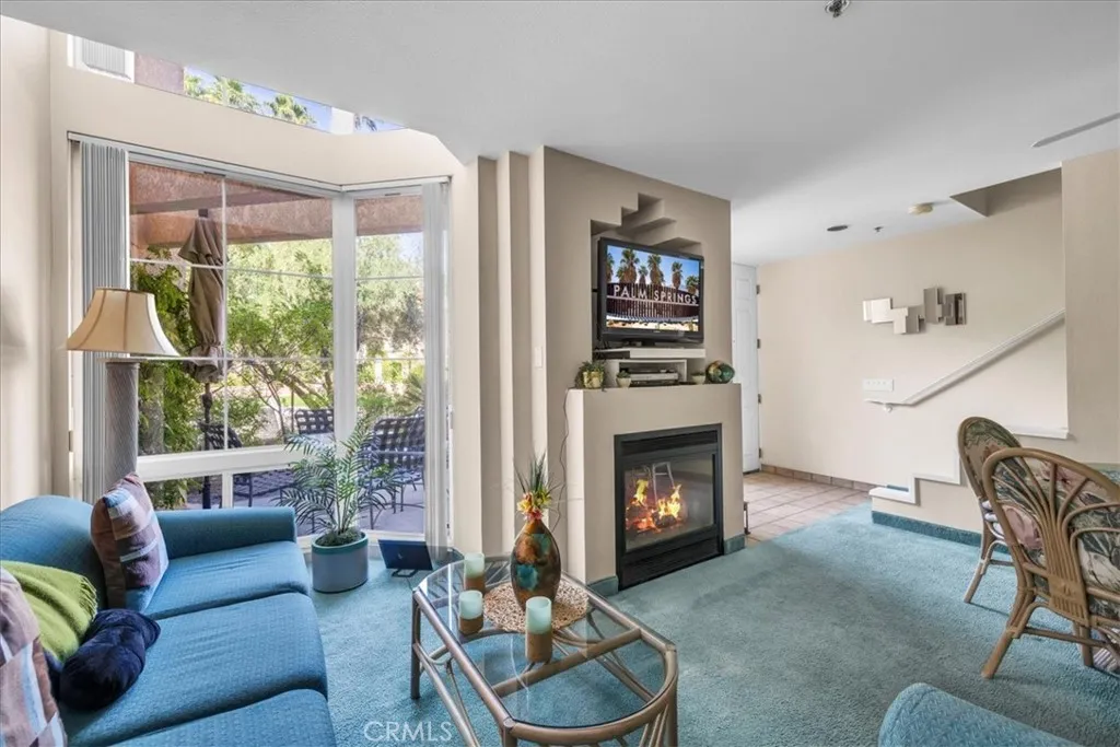 1555 N Chapparal, Palm Springs, California 92262 home-pic-11