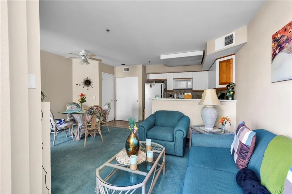 1555 N Chapparal, Palm Springs, California 92262 home-pic-10