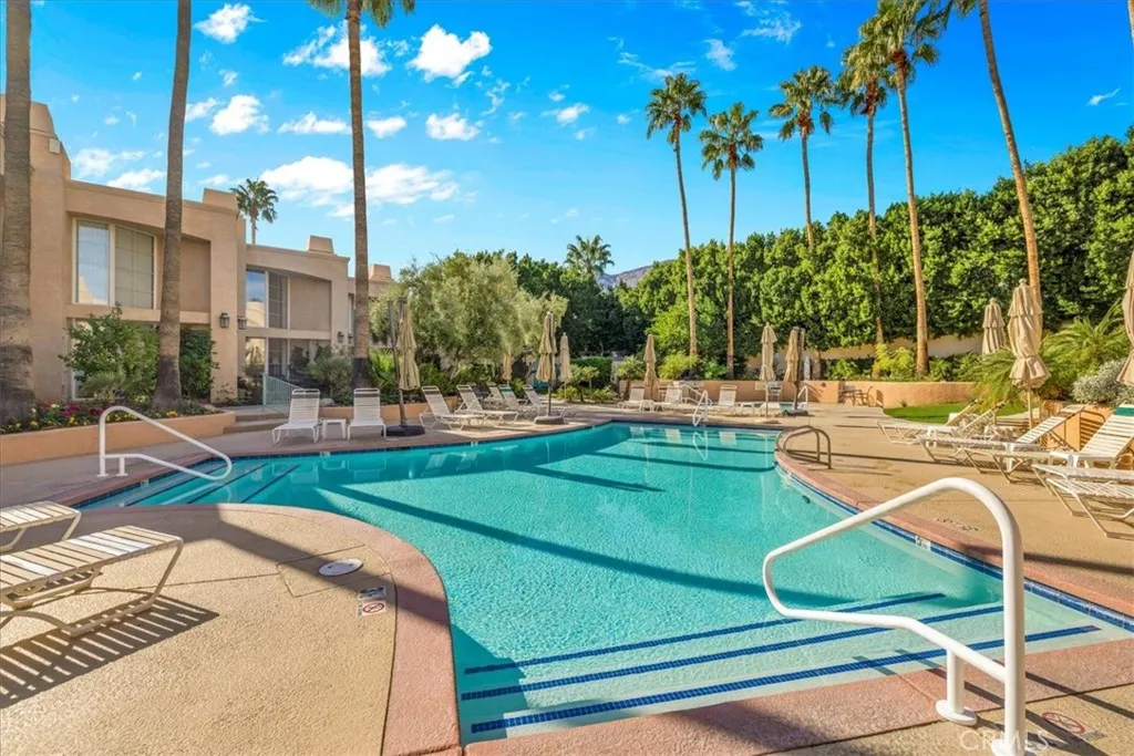1555 N Chapparal, Palm Springs, California 92262 home-pic-43