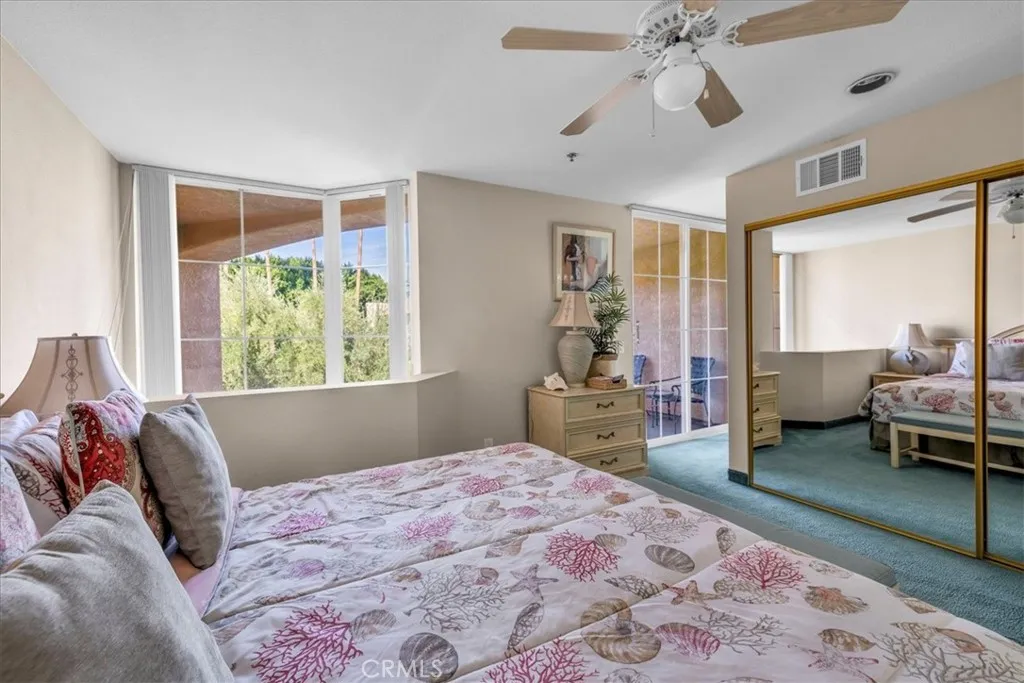 1555 N Chapparal, Palm Springs, California 92262 home-pic-22