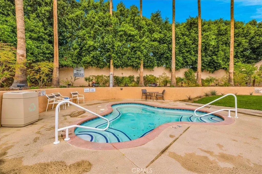 1555 N Chapparal, Palm Springs, California 92262 home-pic-37