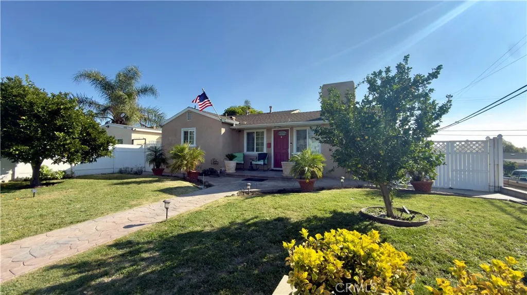 14388 Beaver, Sylmar, California 91342 home-pic-2