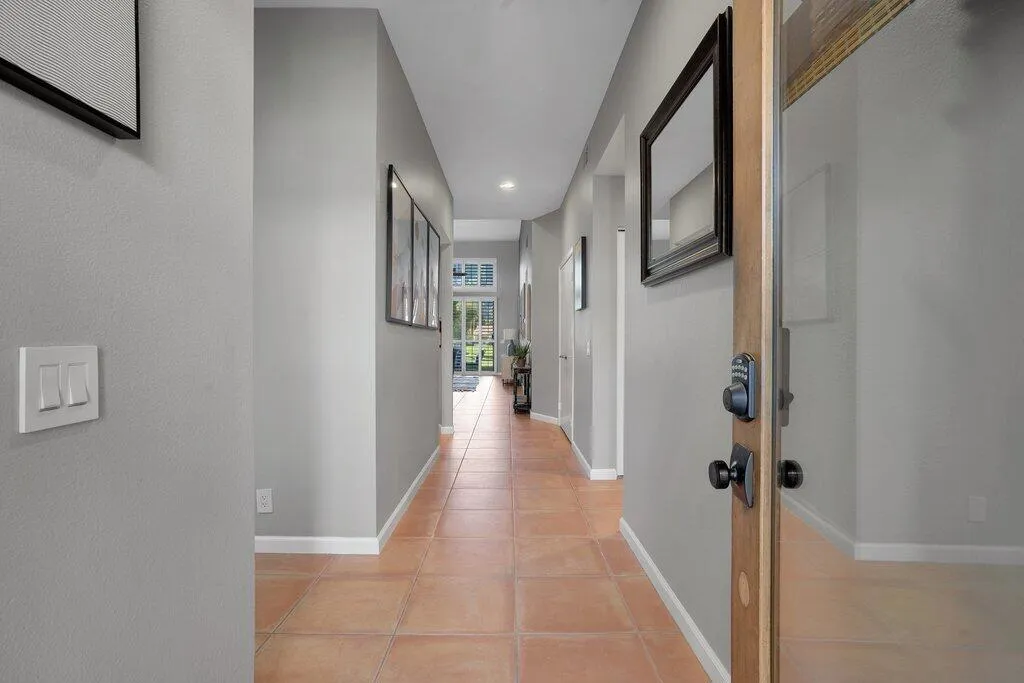 54853 Oakhill, La Quinta, California 92253 home-pic-9