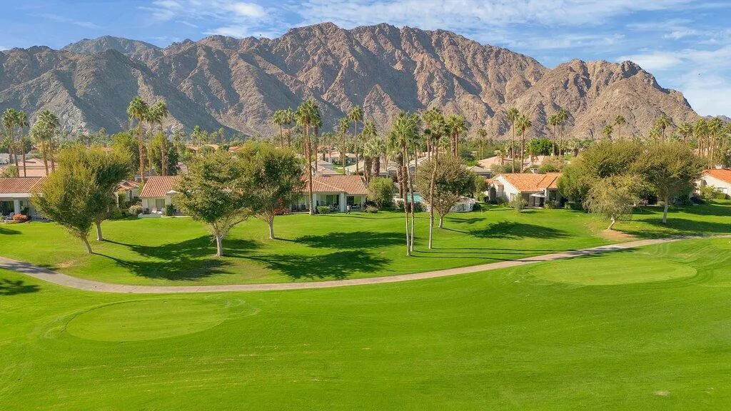 54853 Oakhill, La Quinta, California 92253 home-pic-33