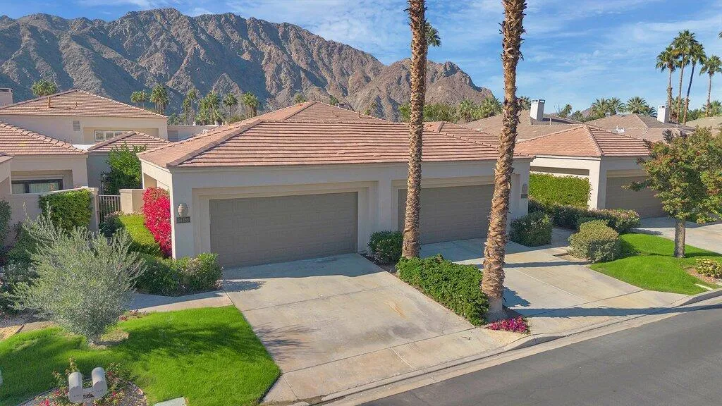 54853 Oakhill, La Quinta, California 92253 home-pic-0
