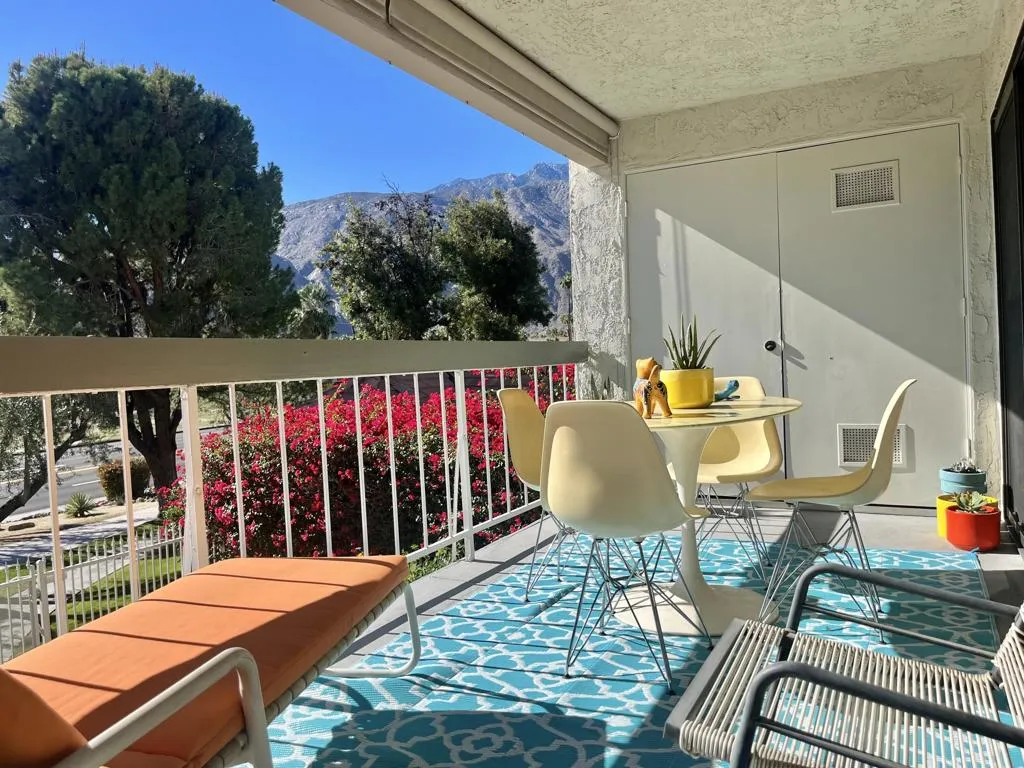 1725 N Via Miraleste 2124, Palm Springs, California 92262 home-pic-2