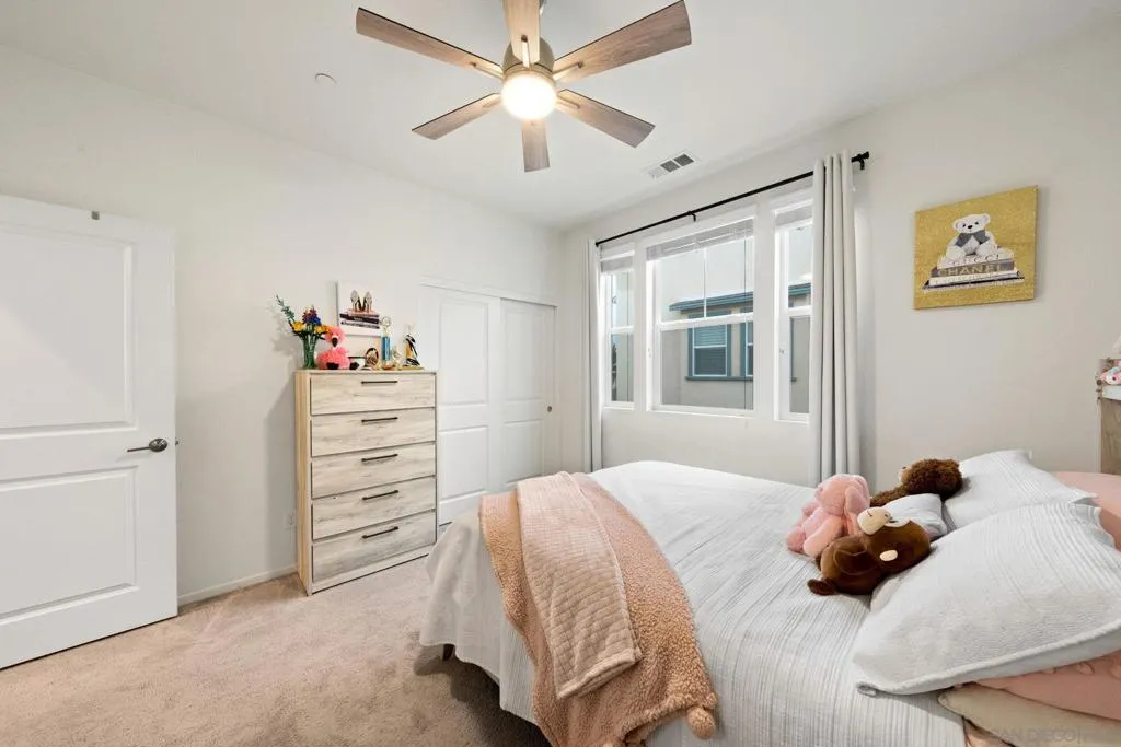 5360 Calle Rockfish 32, San Diego, California 92154 home-pic-17