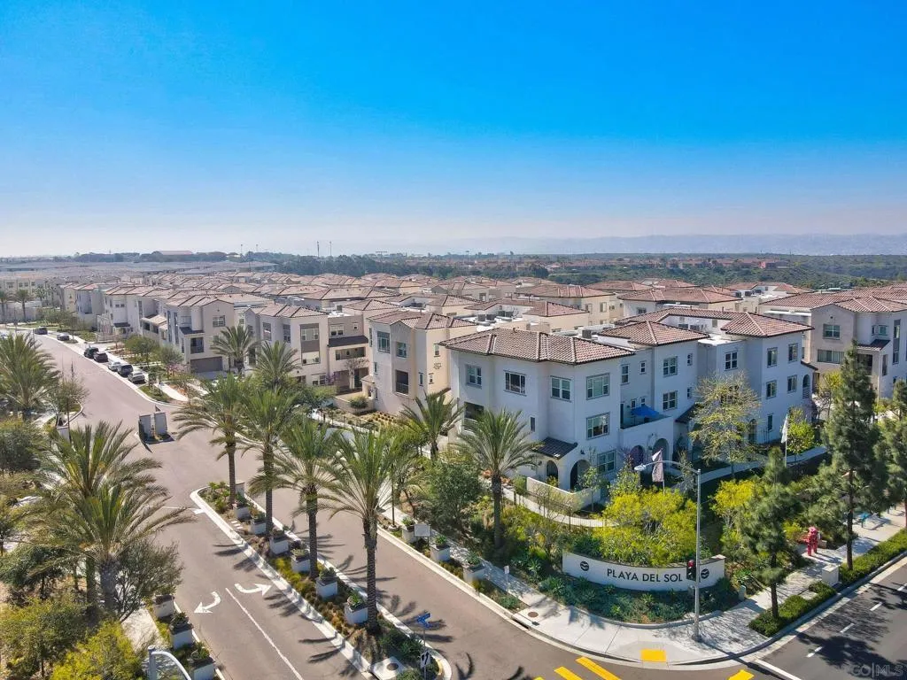 5360 Calle Rockfish 32, San Diego, California 92154 home-pic-35