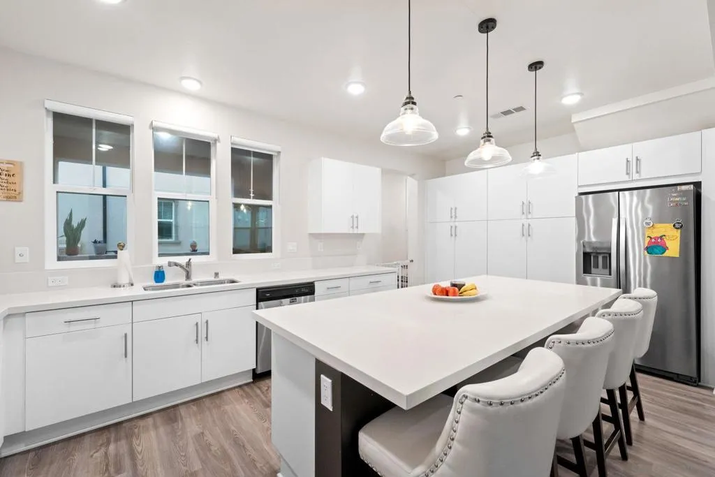 5360 Calle Rockfish 32, San Diego, California 92154 home-pic-6