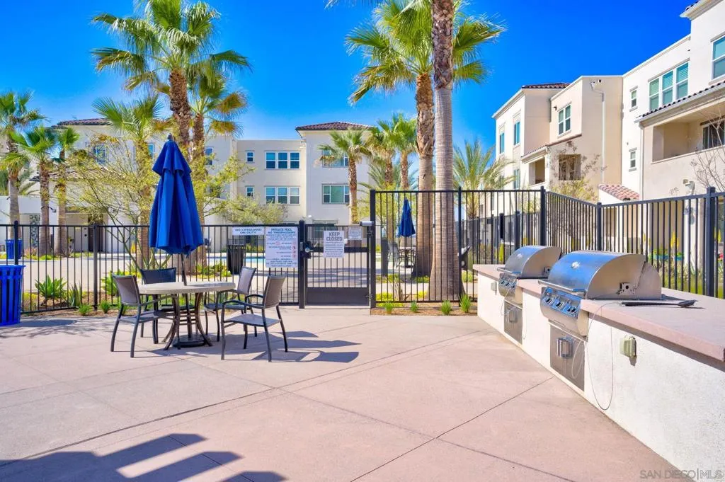 5360 Calle Rockfish 32, San Diego, California 92154 home-pic-43