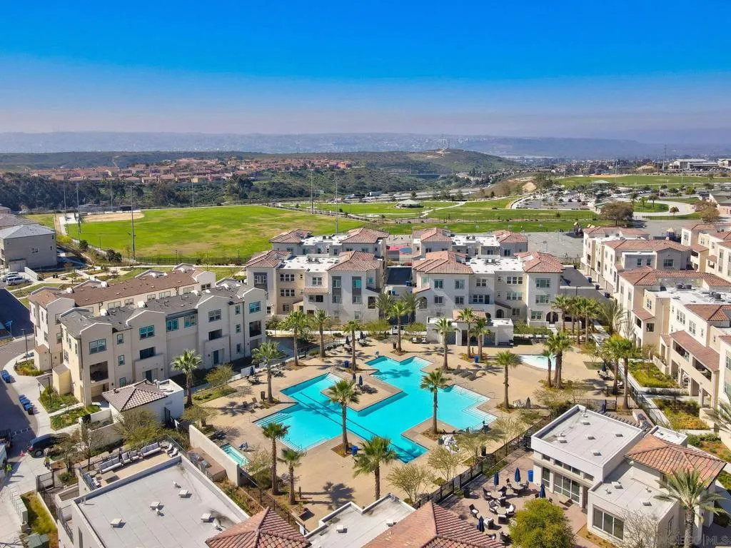 5360 Calle Rockfish 32, San Diego, California 92154 home-pic-30