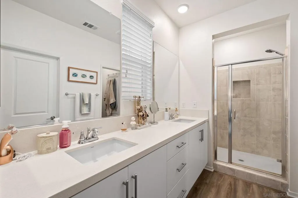 5360 Calle Rockfish 32, San Diego, California 92154 home-pic-21
