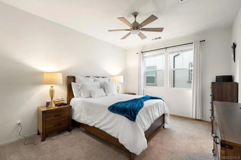 5360 Calle Rockfish 32, San Diego, California 92154 home-pic-18