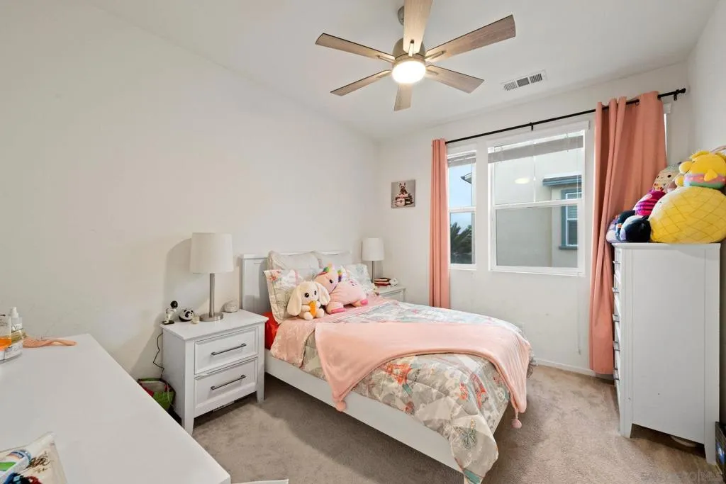 5360 Calle Rockfish 32, San Diego, California 92154 home-pic-13
