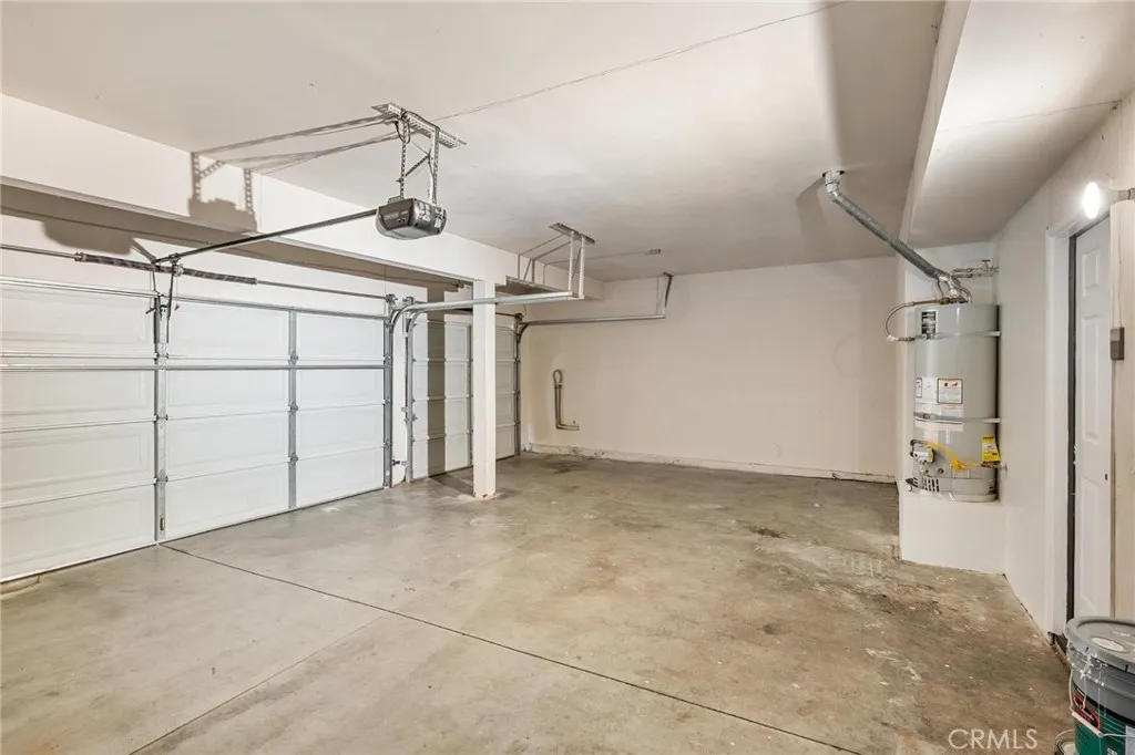 1015 E Deerfield, Ontario, California 91761 home-pic-44