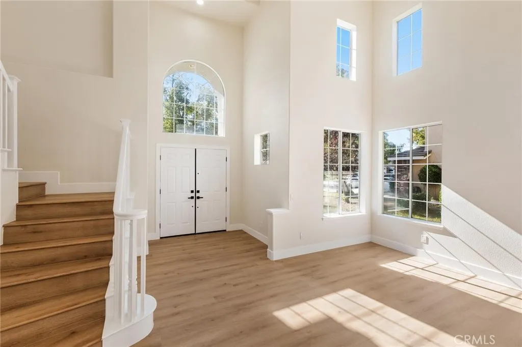1015 E Deerfield, Ontario, California 91761 home-pic-7