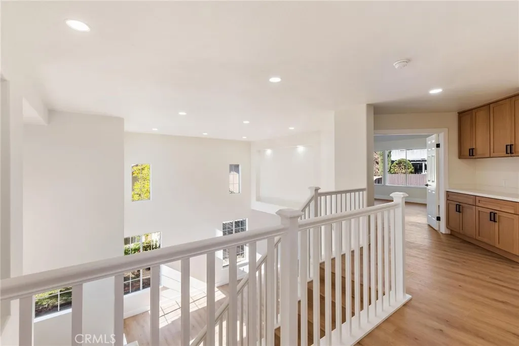 1015 E Deerfield, Ontario, California 91761 home-pic-24