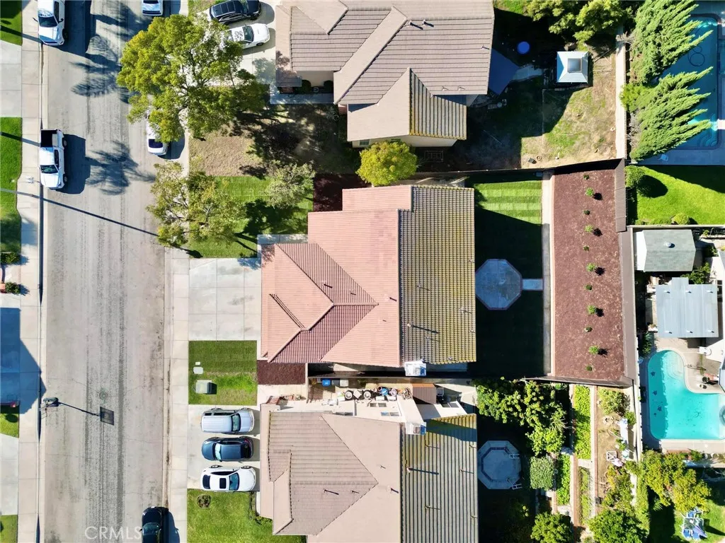 1015 E Deerfield, Ontario, California 91761 home-pic-50