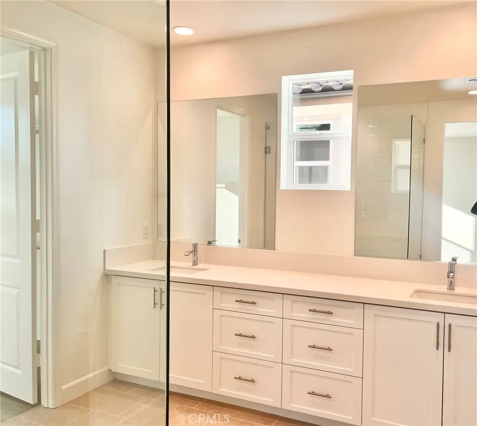 325 S Nevada Avenue, Ventura, California 93004 home-pic-18