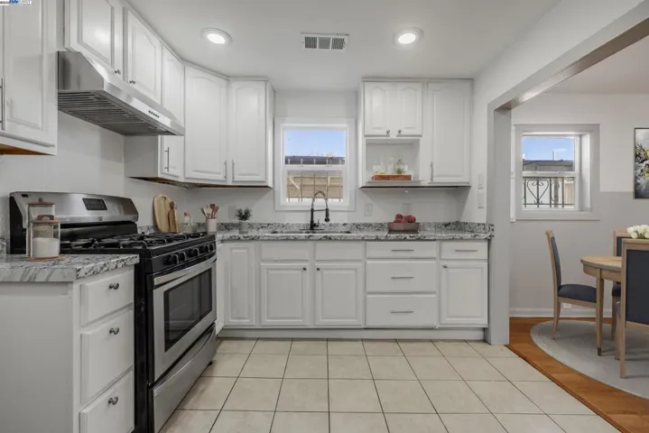1127 60th Ave, Oakland, California 94621