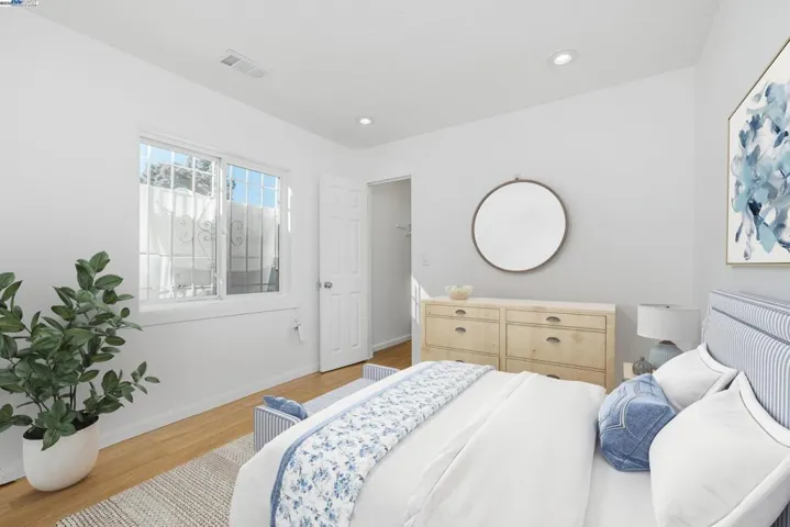 1127 60th Ave, Oakland, California 94621