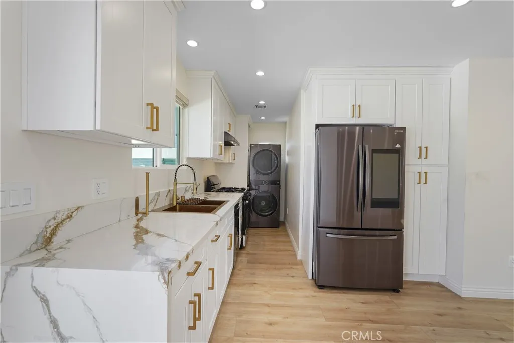 12317 Roscoe, Sun Valley, California 91352 home-pic-15