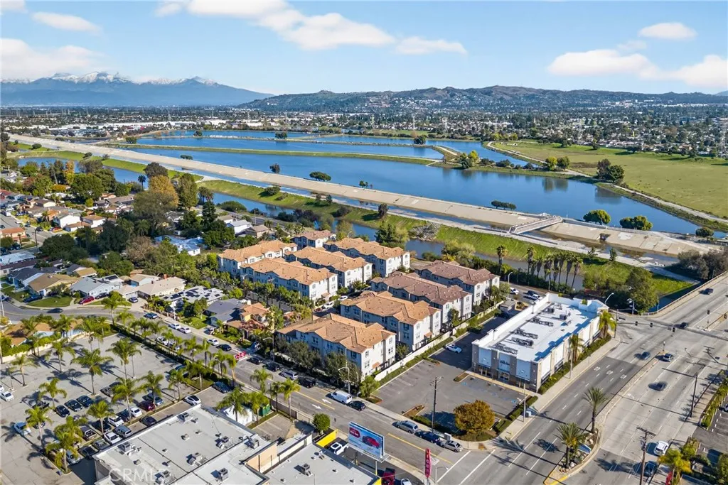 942 S 4th, Montebello, California 90640 home-pic-1