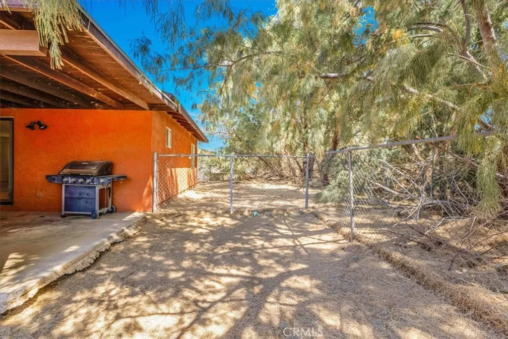 73627 Raymond Way, 29 Palms, California 92277 home-pic-28