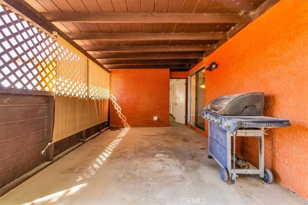 73627 Raymond Way, 29 Palms, California 92277 home-pic-26