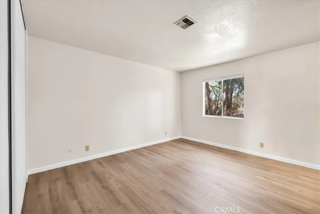 73627 Raymond Way, 29 Palms, California 92277 home-pic-18