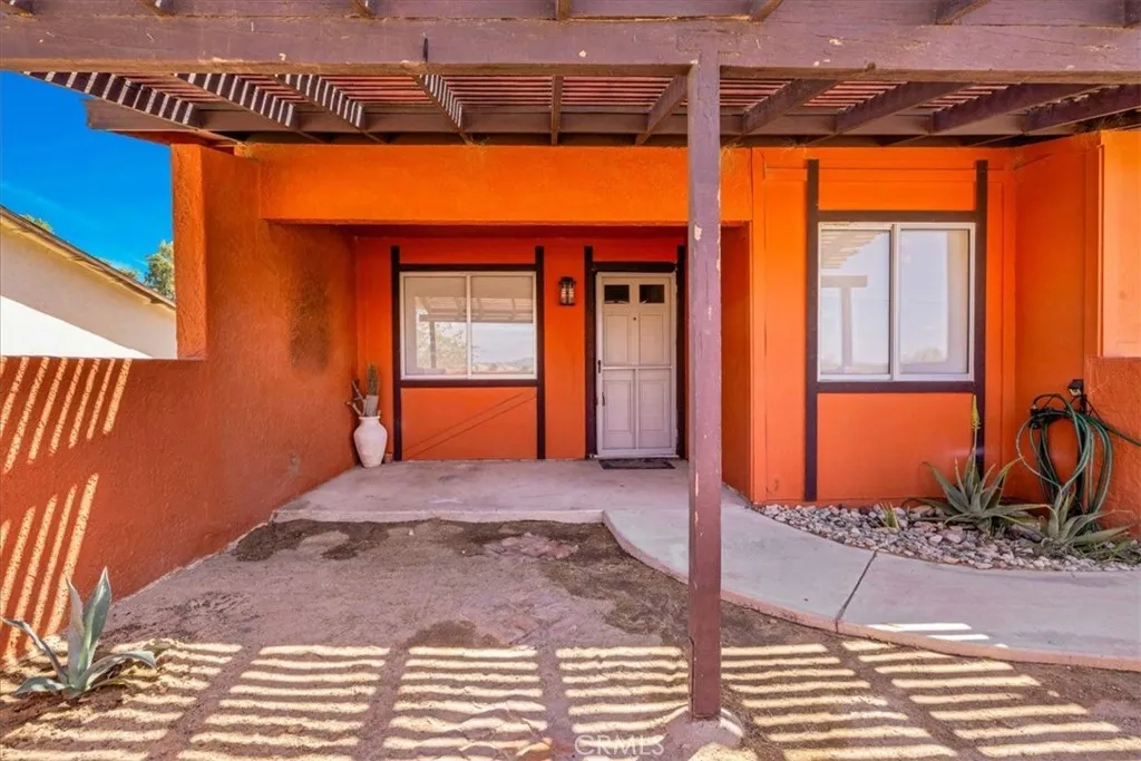 73627 Raymond Way, 29 Palms, California 92277 home-pic-4