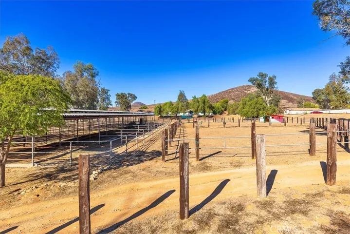 31585 Briggs, Menifee, California 92584