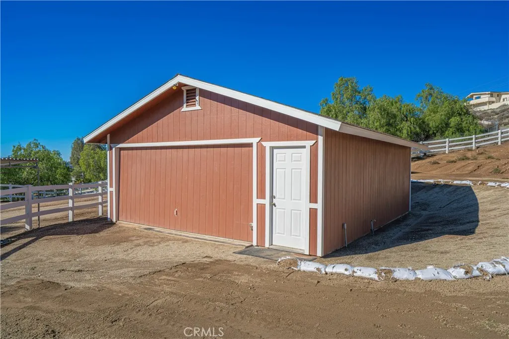 9435 Hierba, Agua Dulce, California 91390 home-pic-55