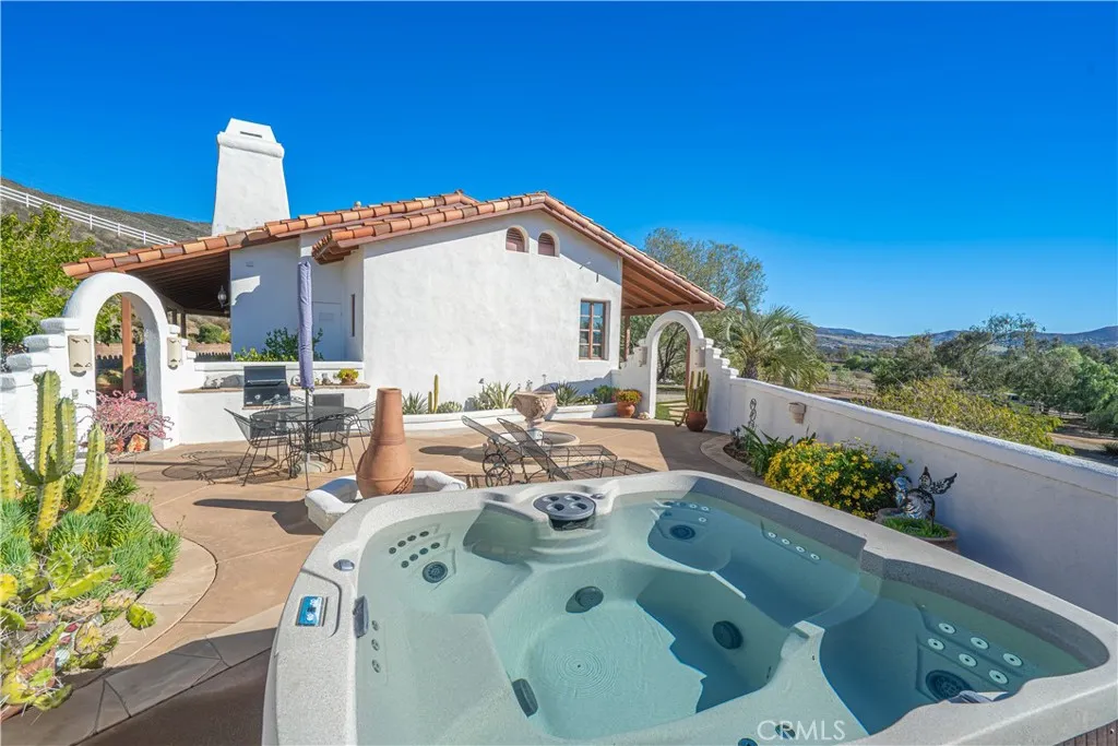 9435 Hierba, Agua Dulce, California 91390 home-pic-44