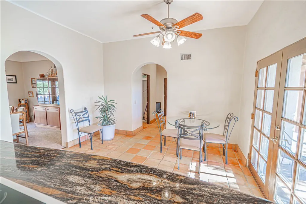 9435 Hierba, Agua Dulce, California 91390 home-pic-18