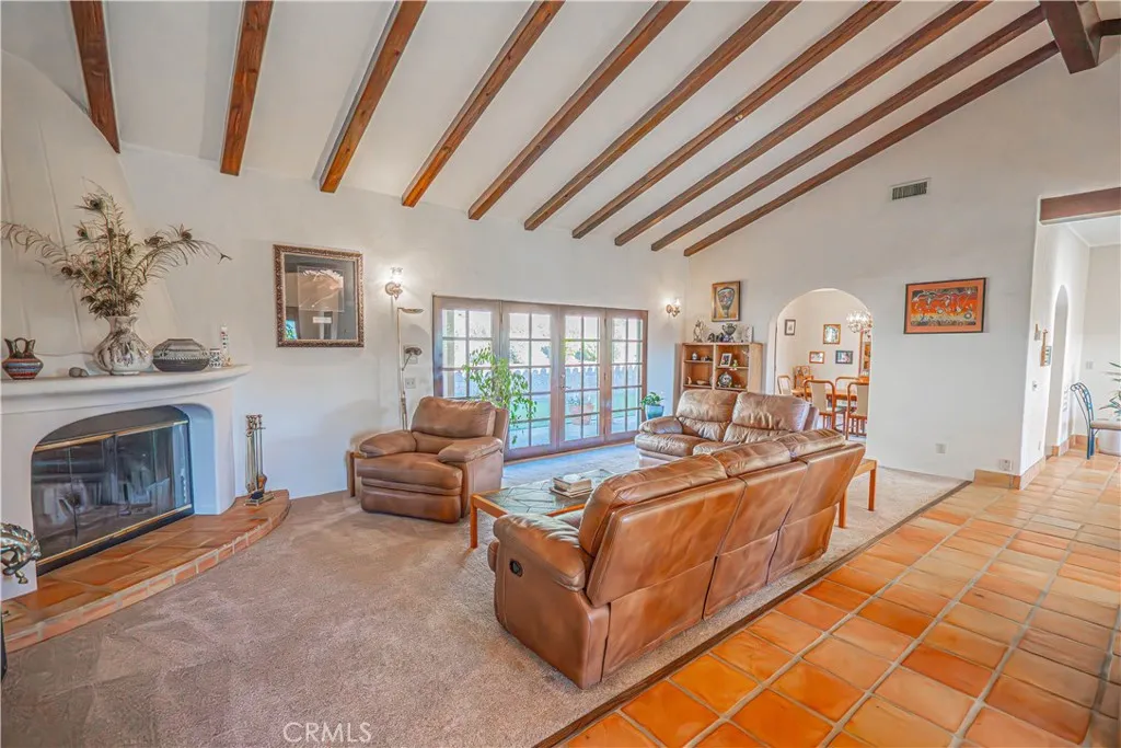 9435 Hierba, Agua Dulce, California 91390 home-pic-9