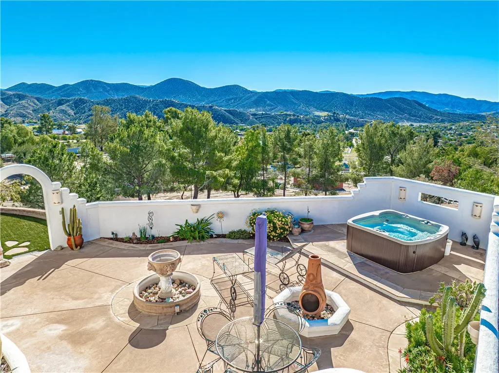 9435 Hierba, Agua Dulce, California 91390 home-pic-41