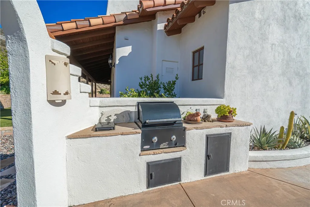 9435 Hierba, Agua Dulce, California 91390 home-pic-43