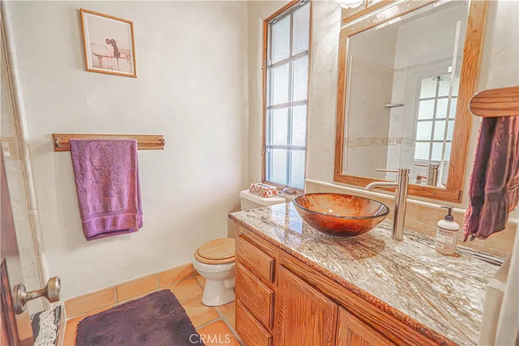 9435 Hierba, Agua Dulce, California 91390 home-pic-21