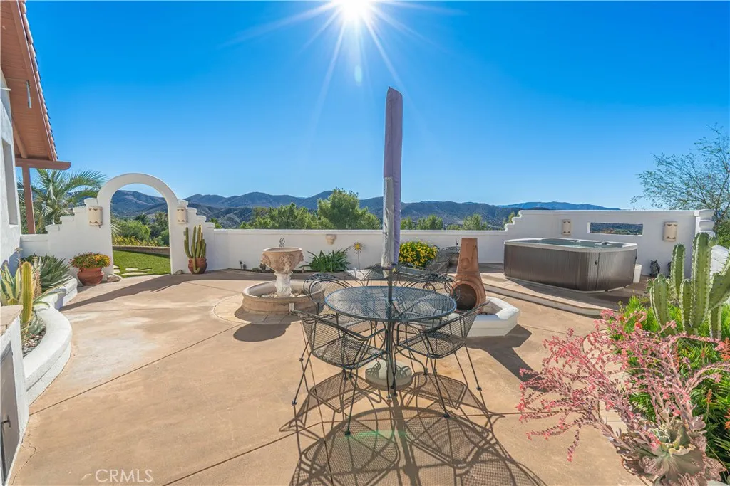 9435 Hierba, Agua Dulce, California 91390 home-pic-42
