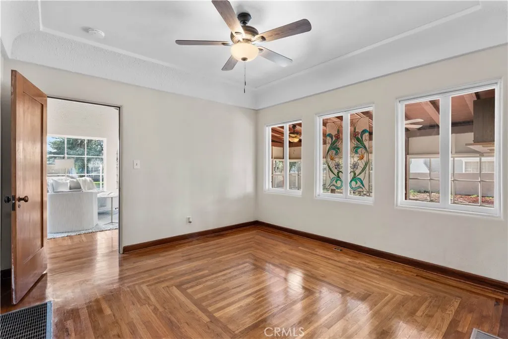 340 W 29th Street, San Bernardino, California 92405 home-pic-23