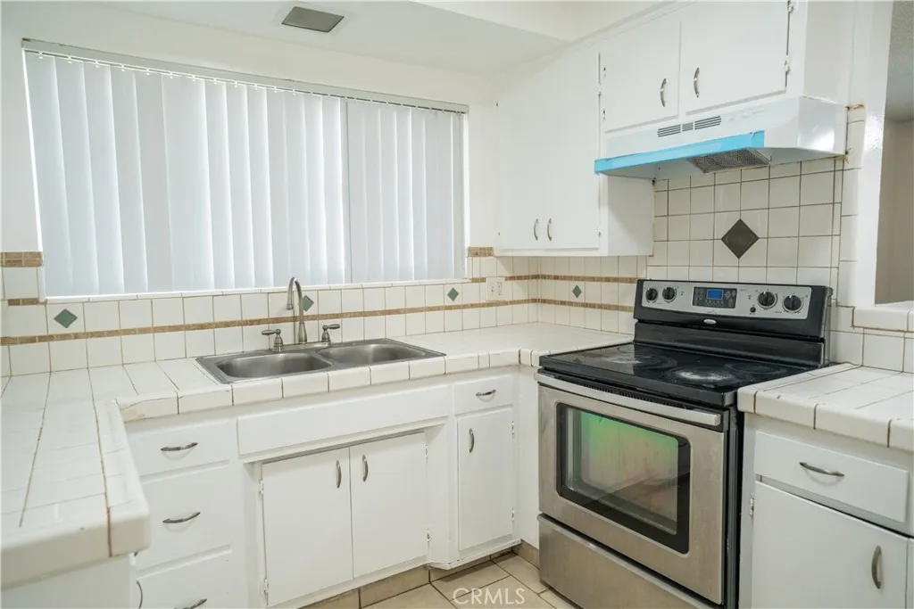 1415 Cedar, Long Beach, California 90813 home-pic-19