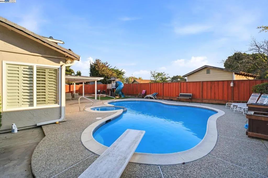 36357 Spruce St., Newark, California 94560 home-pic-40