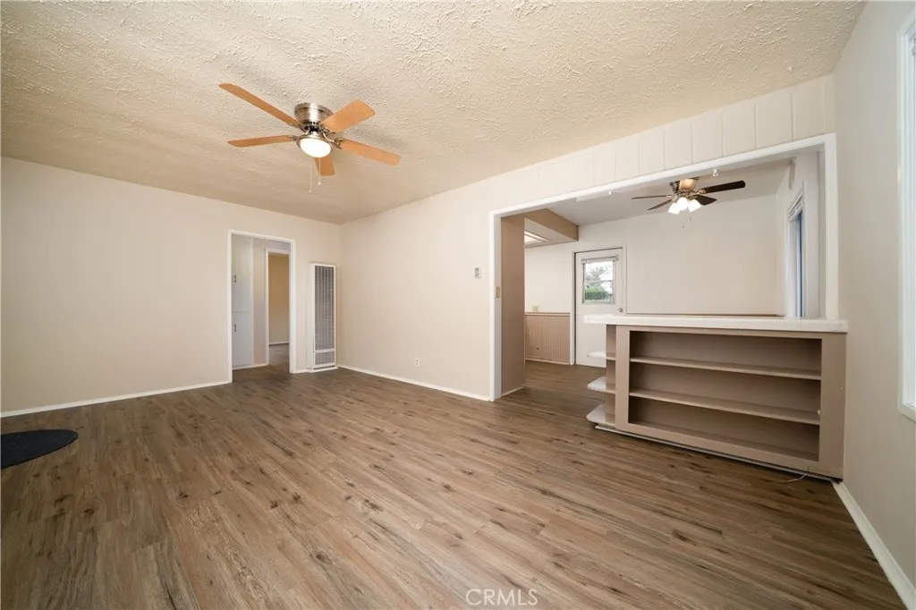 6023 Whitewood Avenue, Lakewood, California 90712 home-pic-6