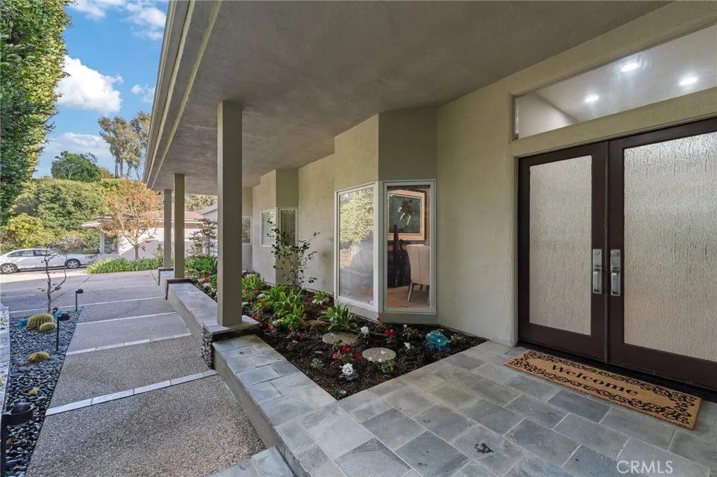 3601 Cananea, Encino, California 91436 home-pic-1