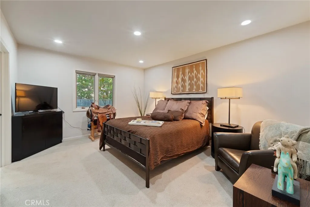 3601 Cananea, Encino, California 91436 home-pic-32