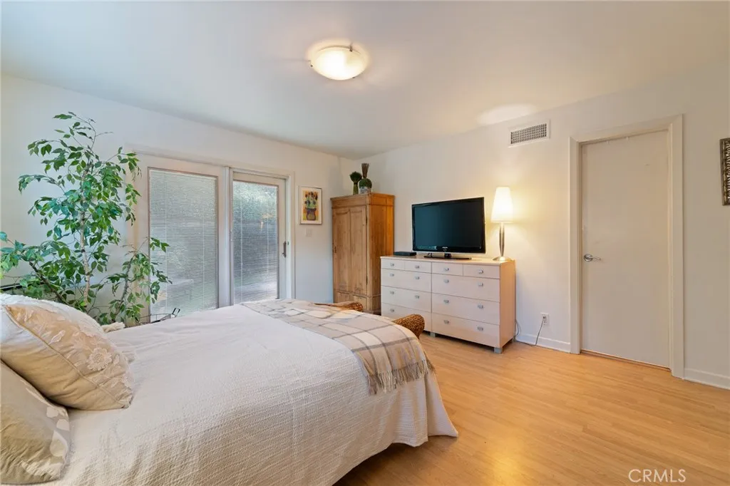 3601 Cananea, Encino, California 91436 home-pic-28