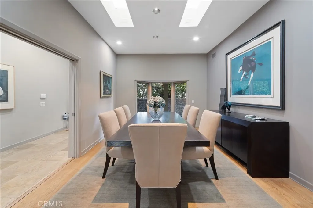 3601 Cananea, Encino, California 91436 home-pic-14
