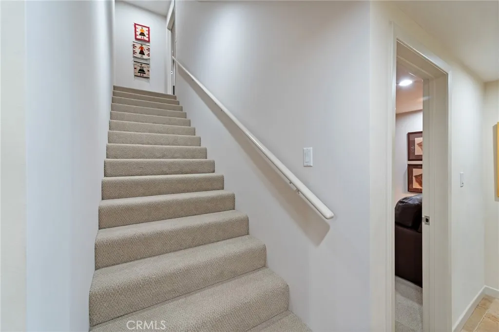 3601 Cananea, Encino, California 91436 home-pic-38
