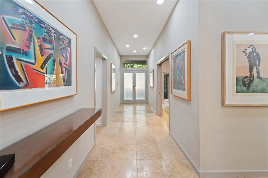 3601 Cananea, Encino, California 91436 home-pic-12
